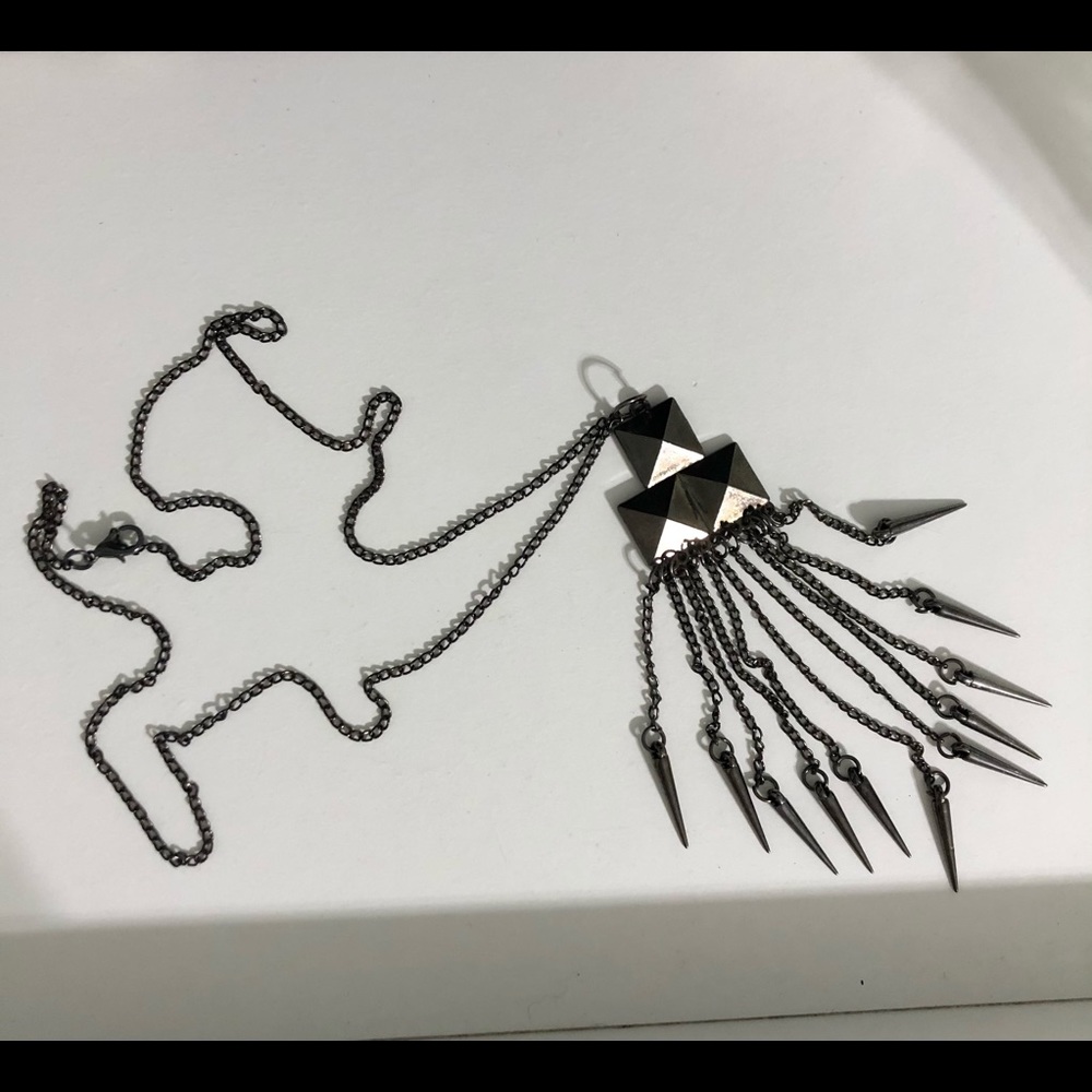 Gray Waterfall Necklace